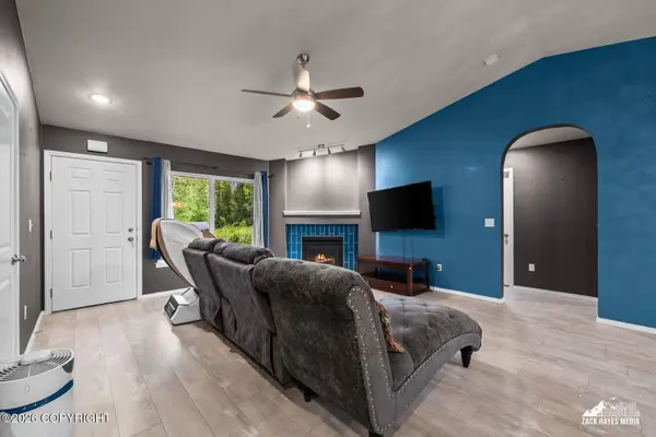 1554 E Hidden Ranch LOOP, Palmer, AK 99645