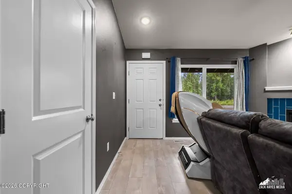 1554 E Hidden Ranch LOOP, Palmer, AK 99645