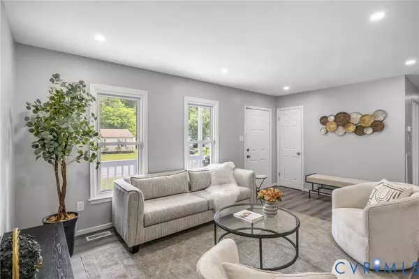 4280 Laurel Oak RD, Chesterfield, VA 23237