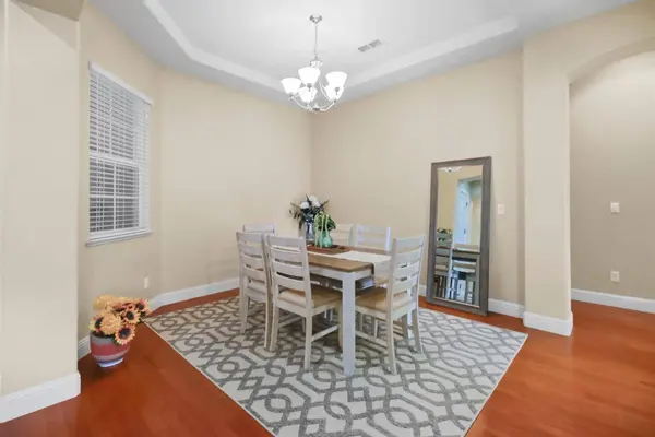 488 Lone Spur DR, Folsom, CA 95630