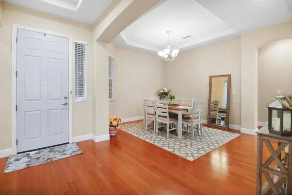488 Lone Spur DR, Folsom, CA 95630