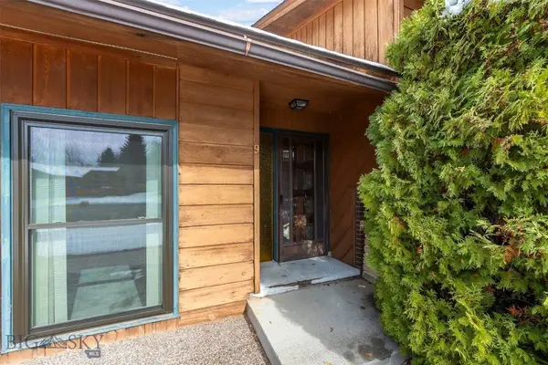 9 Bittersweet DR, Butte, MT 59701