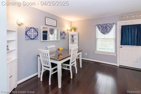 17285 RUDGATE Street, Southgate, MI 48195