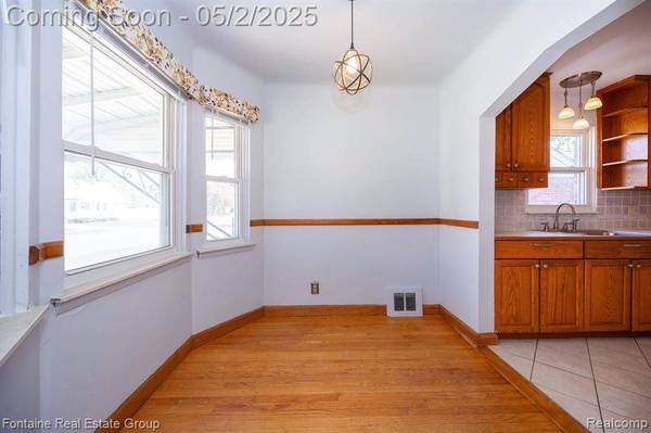 19044 HANNA Street, Melvindale, MI 48122