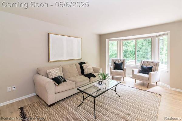 30857 Mayville Street, Livonia, MI 48152