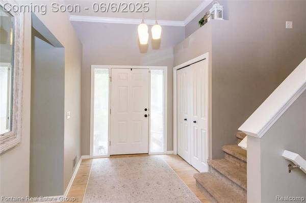 30857 Mayville Street, Livonia, MI 48152