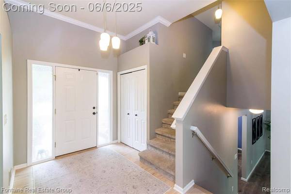 30857 Mayville Street, Livonia, MI 48152