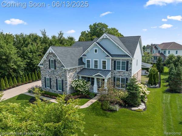 24598 Nepavine Drive, Novi, MI 48374