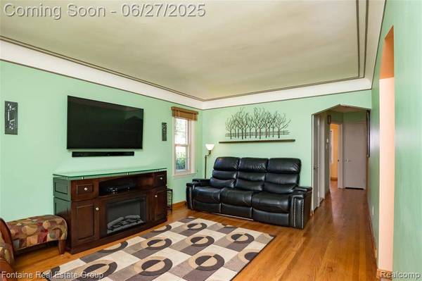 21626 Oconnor Street, St. Clair Shores, MI 48080