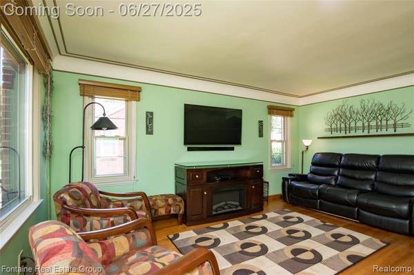 21626 Oconnor Street, St. Clair Shores, MI 48080