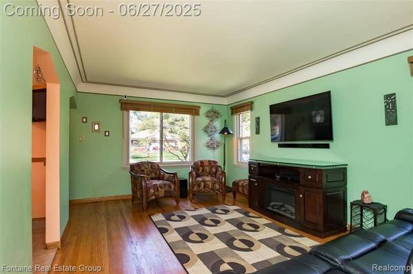 21626 Oconnor Street, St. Clair Shores, MI 48080