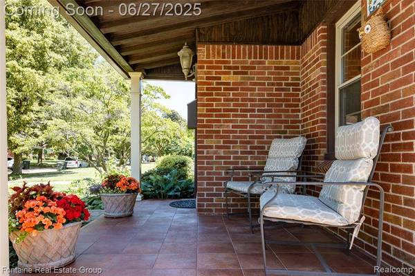 21626 Oconnor Street, St. Clair Shores, MI 48080