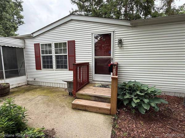 26852 Roric Street, Novi, MI 48377