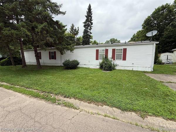 26852 Roric Street, Novi, MI 48377