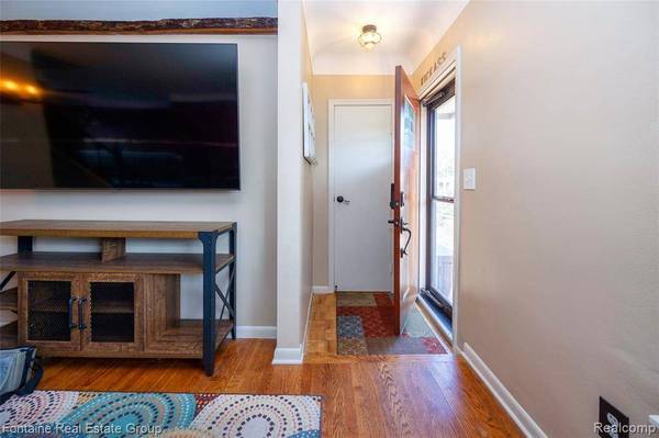 29042 Grandon Street, Livonia, MI 48150