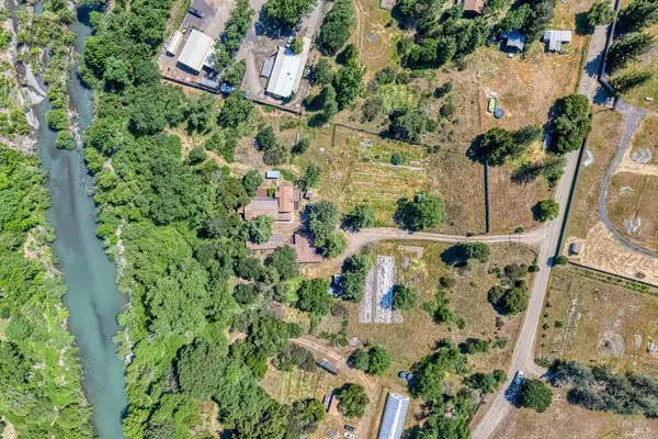 17651 Van Arsdale RD, Potter Valley, CA 95469