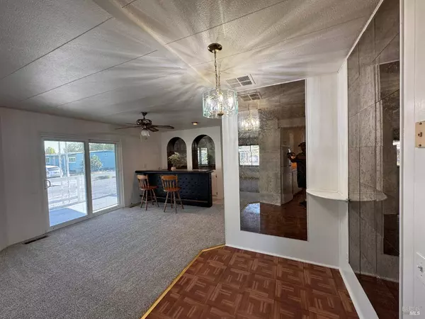 23 Westgate CIR, Santa Rosa, CA 95401