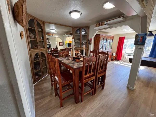 12 Sandstone CT 12, Santa Rosa, CA 95409