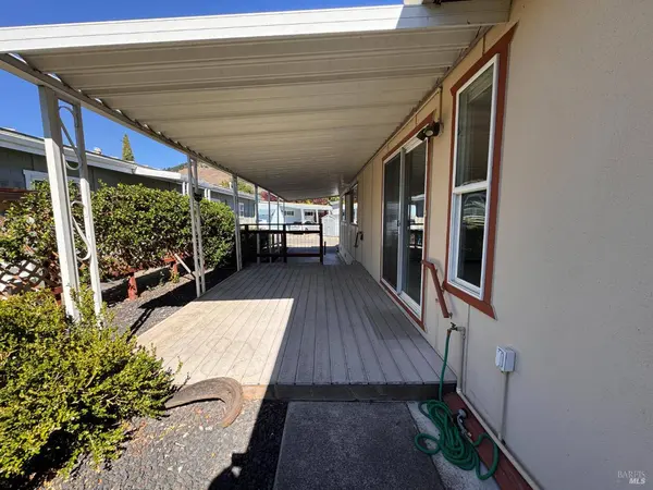 48 Shadyleaf CT, Santa Rosa, CA 95409