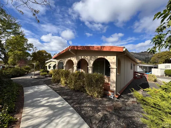 48 Shadyleaf CT, Santa Rosa, CA 95409