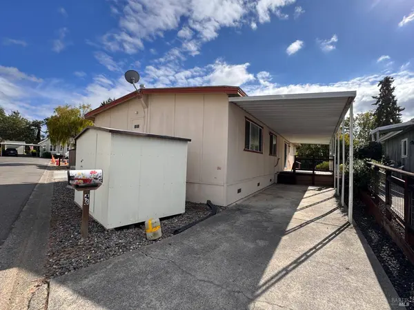48 Shadyleaf CT, Santa Rosa, CA 95409