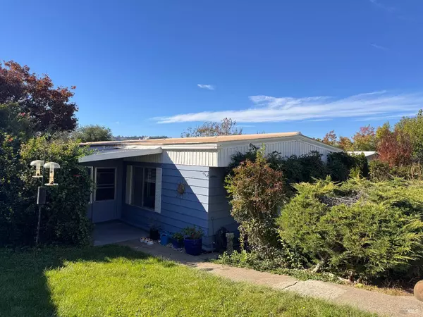 28 Springhill CT, Santa Rosa, CA 95409