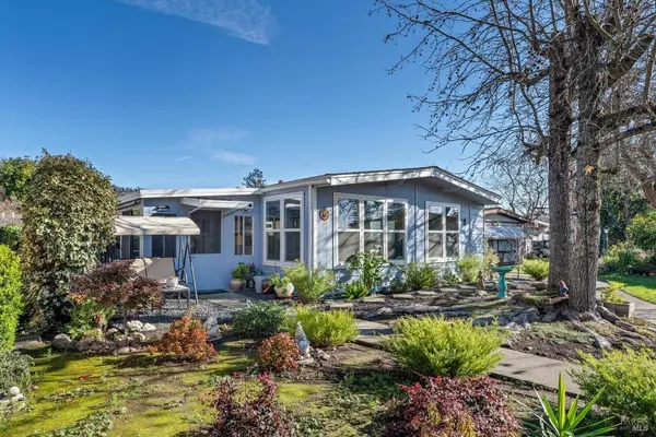 192 Mosshill CT, Santa Rosa, CA 95409