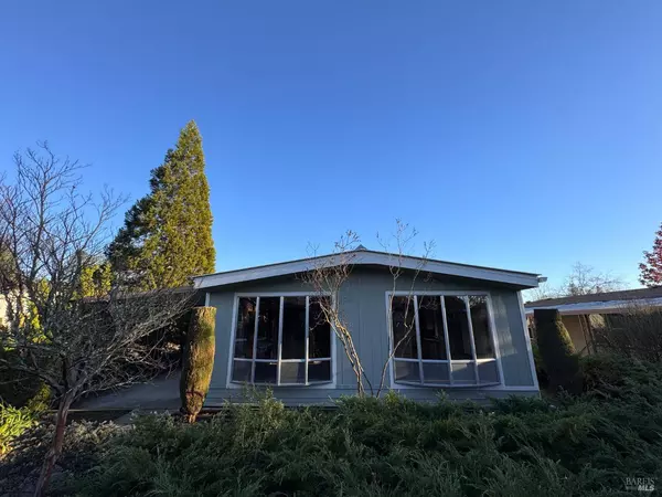 137 Bluestone CT, Santa Rosa, CA 95409