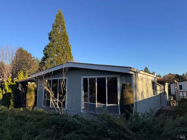 137 Bluestone CT, Santa Rosa, CA 95409