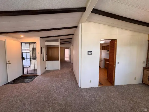 97 Glenoak CT, Santa Rosa, CA 95409