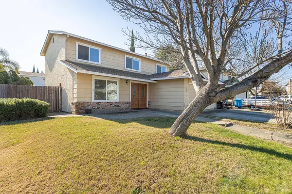 380 Claridge CT, Vacaville, CA 95687