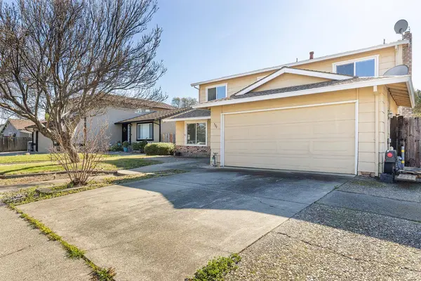 380 Claridge CT, Vacaville, CA 95687