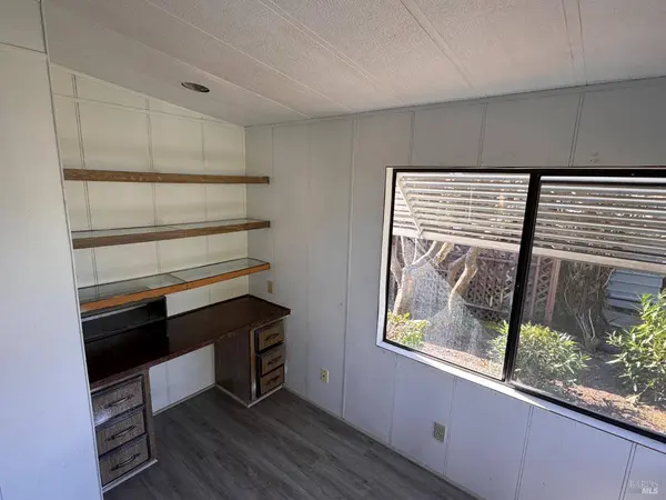 172 Brookview CT, Santa Rosa, CA 95409