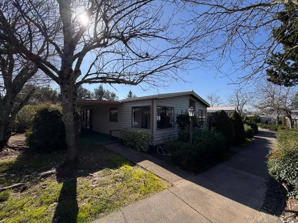 172 Brookview CT, Santa Rosa, CA 95409