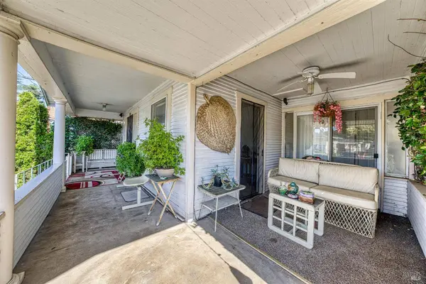 130 Armstrong ST, Lakeport, CA 95453