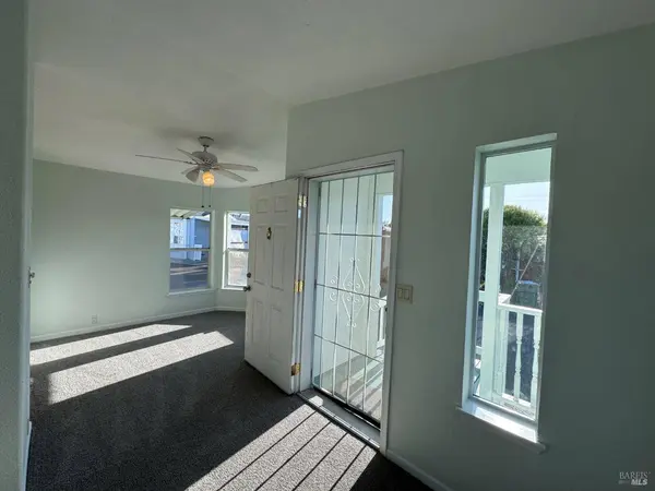 8174 Birch ST, Windsor, CA 95492