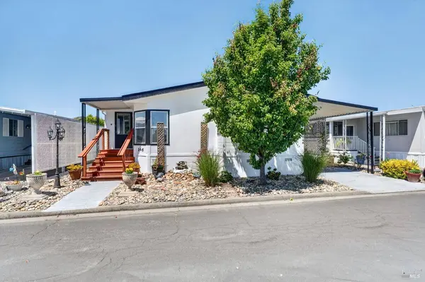 146 Stratford WAY, Santa Rosa, CA 95401