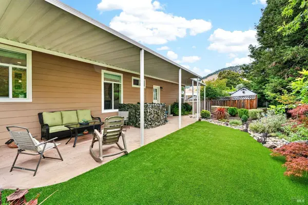 32 Springhill CT, Santa Rosa, CA 95409