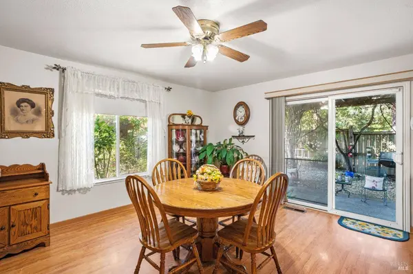 105 William CIR, Cloverdale, CA 95425