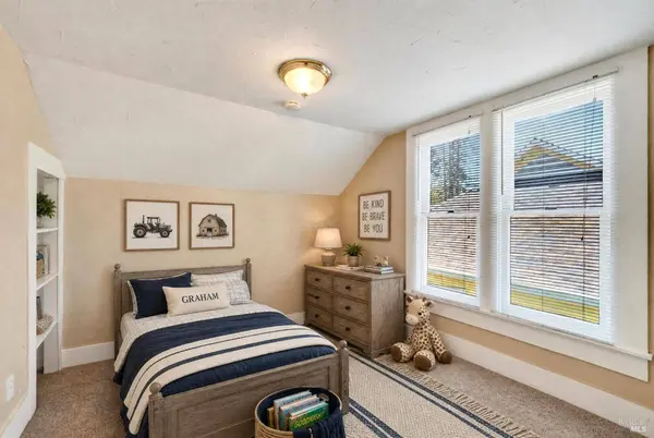 476 Sonoma AVE, Santa Rosa, CA 95401