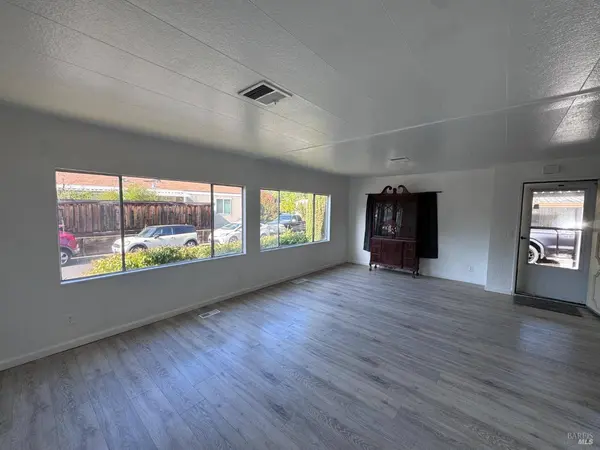 15 Chelsea Cir CT, Cloverdale, CA 95425