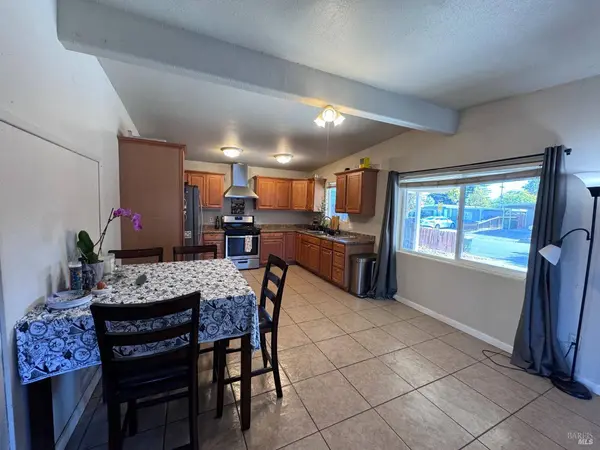 224 Burlington DR, Ukiah, CA 95482