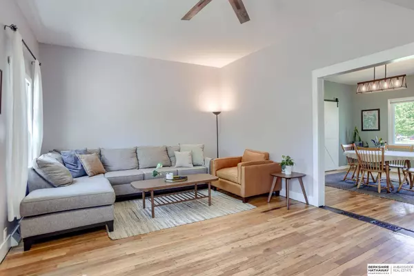 4332 Vinton Street, Omaha, NE 68105