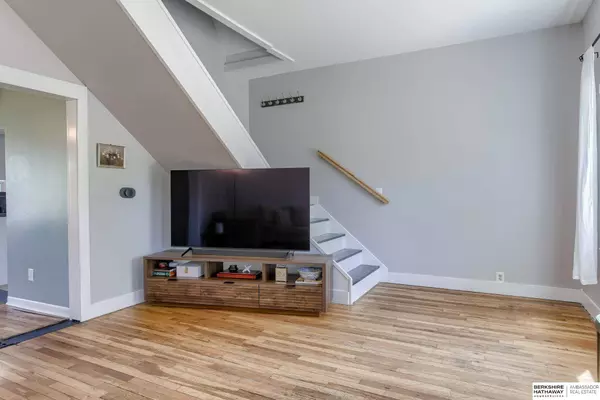 4332 Vinton Street, Omaha, NE 68105