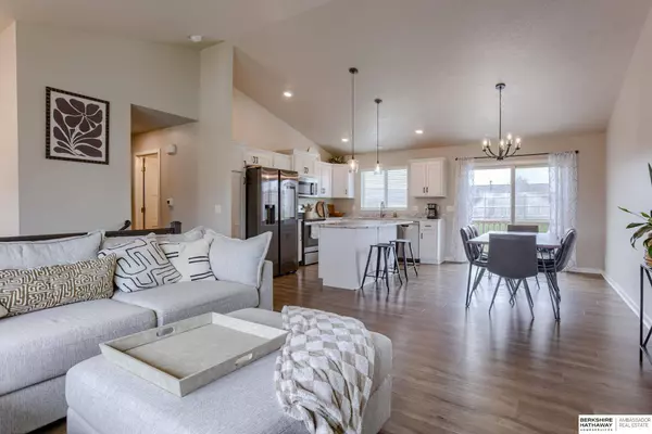 7817 N 147 Avenue, Bennington, NE 68007