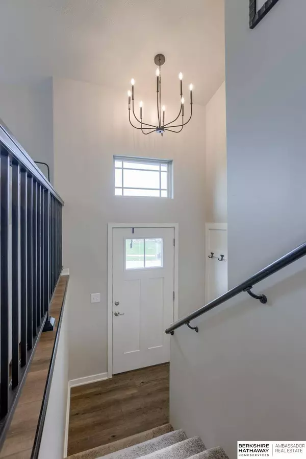 7817 N 147 Avenue, Bennington, NE 68007