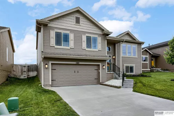 7817 N 147 Avenue, Bennington, NE 68007