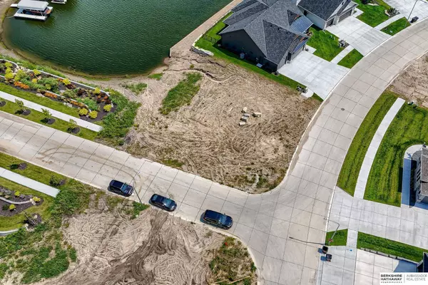 28586 Jessie Circle, Valley, NE 68064