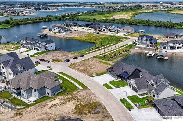 28586 Jessie Circle, Valley, NE 68064