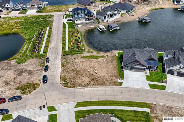 28586 Jessie Circle, Valley, NE 68064